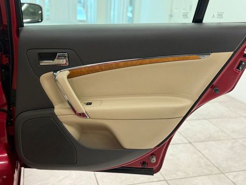 Used 2012 Lincoln MKZ Hybrid image 19