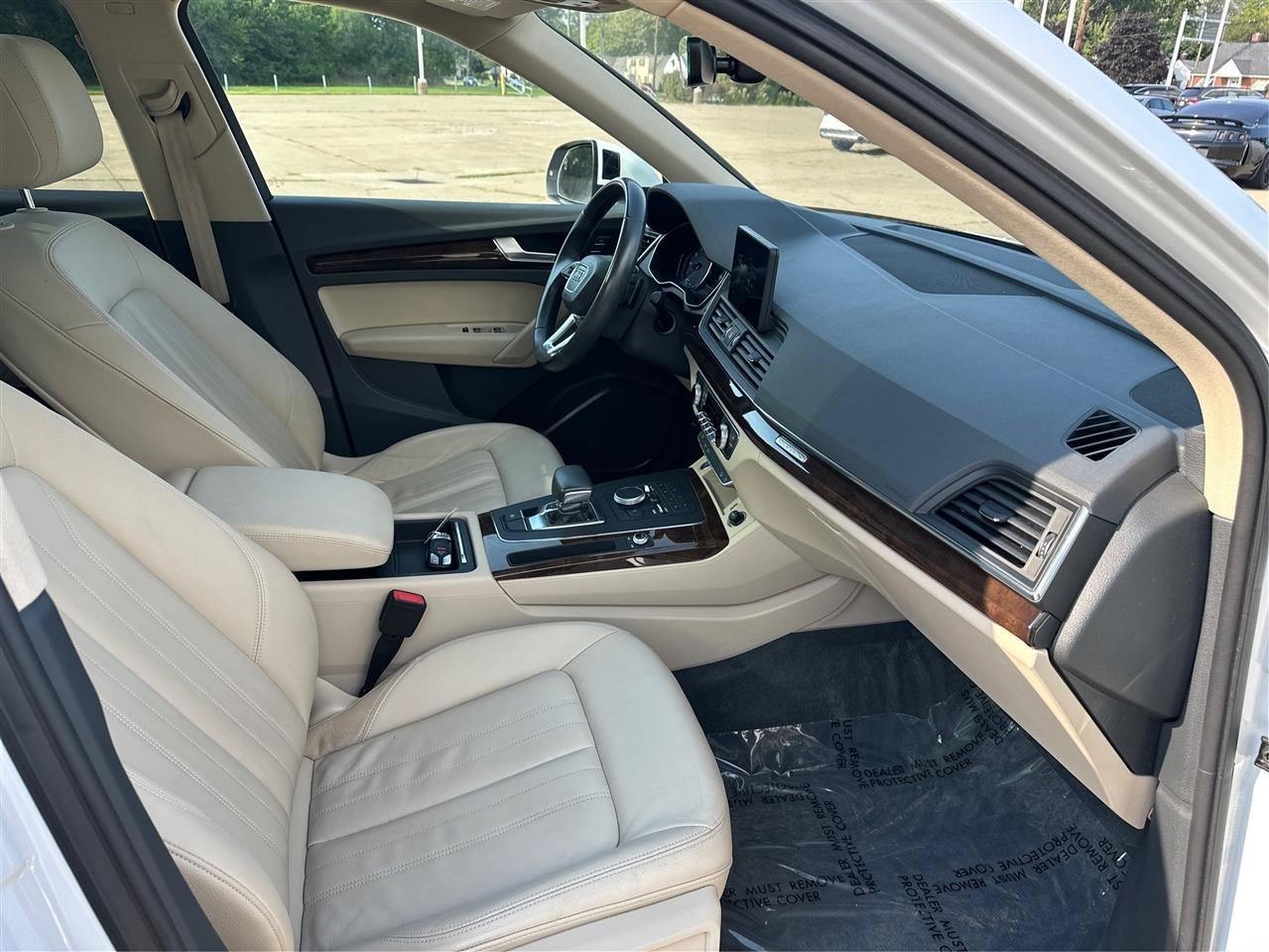 Used 2019 Audi Q5 2.0T Premium AWD/4WD image 36