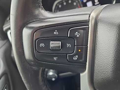 Used 2021 GMC Yukon XL Denali w/ Denali Premium Package image 17