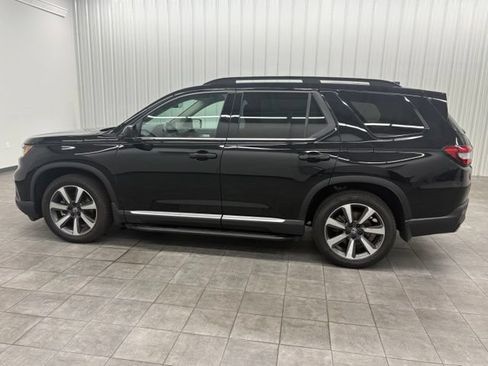 Used 2025 Honda Pilot Elite image 6
