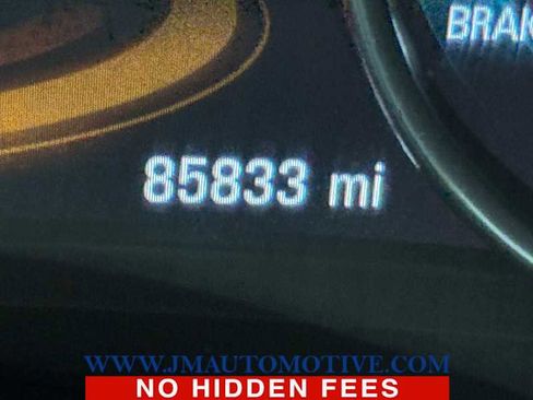 Used 2019 Buick LaCrosse Essence w/ Sights and Sounds Package image 21