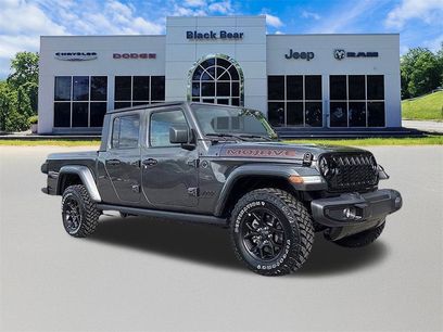 New 2025 Jeep Gladiator Willys