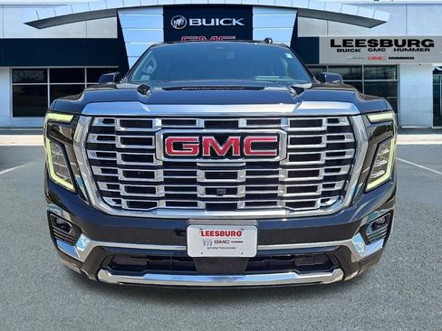 Used 2025 GMC Yukon XL Denali AWD/4WD image 2