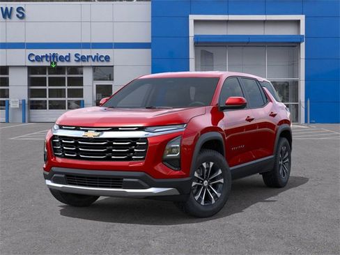 New 2026 Chevrolet Equinox LT w/ Convenience Package II image 6