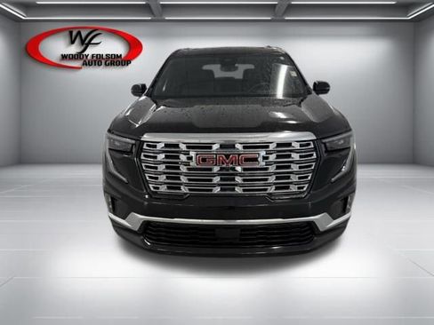 Used 2024 GMC Acadia Denali w/ Super Cruise Package image 2