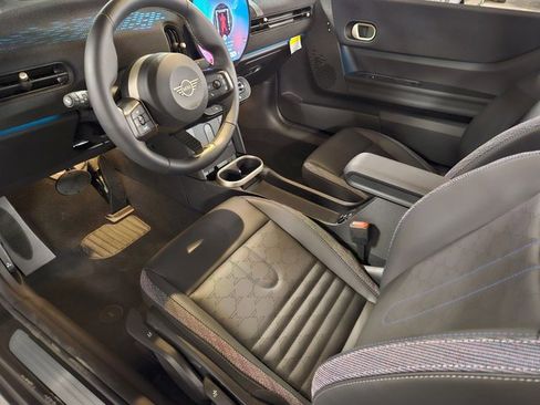 Used 2025 MINI Cooper Convertible image 10