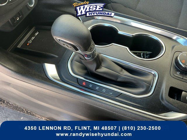 Used 2024 Chevrolet Traverse LT w/ Midnight/Sport Edition AWD/4WD image 26