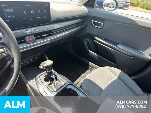 Used 2025 Kia K4 FWD image 33