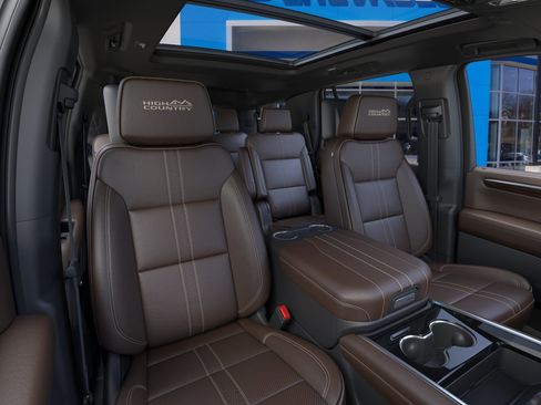 New 2026 Chevrolet Tahoe High Country AWD/4WD image 18