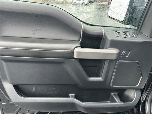 Used 2020 Ford F150 Platinum image 22