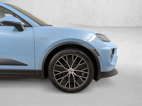 New 2026 Porsche Macan Electric RWD image 10