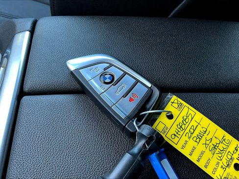 Used 2021 BMW X5 xDrive45e w/ Premium Package 3 image 14