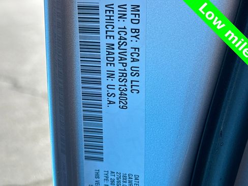 Used 2024 Jeep Wagoneer Base image 42