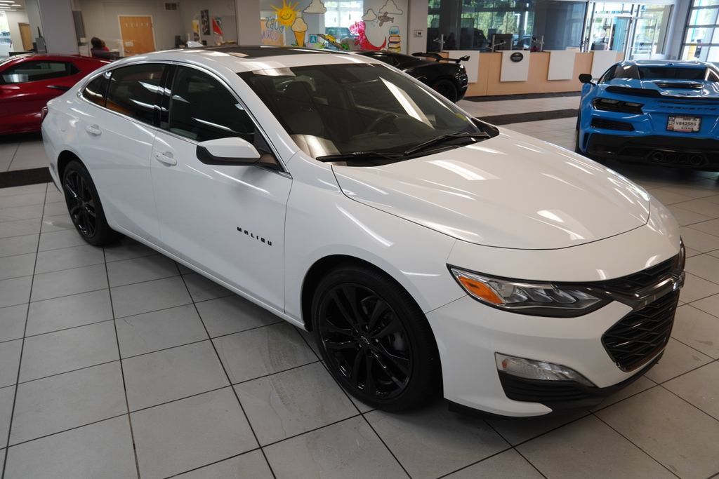 Used 2023 Chevrolet Malibu LT w/ Driver Confidence Package FWD image 15