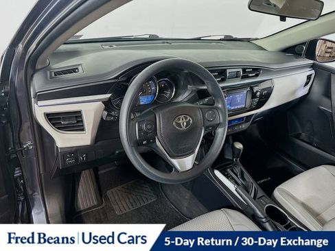 Used 2015 Toyota Corolla L image 15