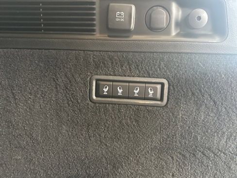 Used 2022 Jeep Grand Wagoneer Series III w/ Flexible Seating Group image 15