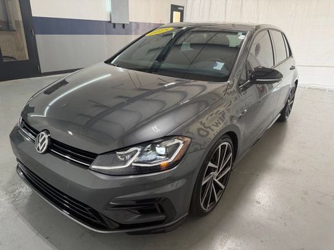 Used 2018 Volkswagen Golf R 4-Door AWD/4WD image 39