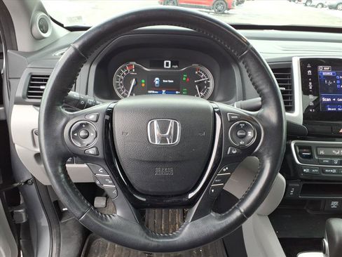 Used 2017 Honda Ridgeline RTL-E image 19