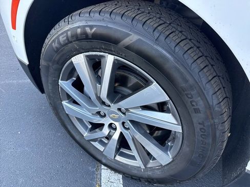 Certified 2023 Chevrolet Equinox Premier image 35