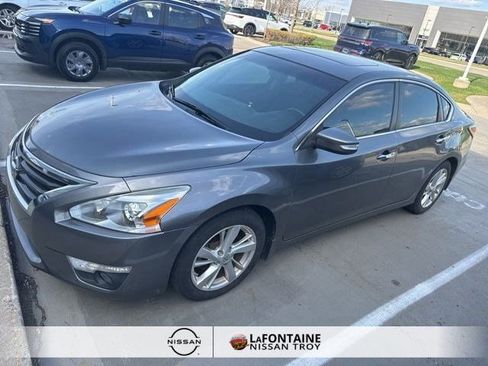 Used 2015 Nissan Altima 2.5 SL w/ Technology Package image 1