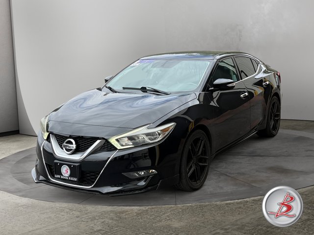 Used 2017 Nissan Maxima SR w/ Midnight Edition FWD image 3