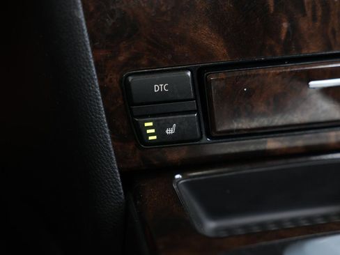 Used 2010 BMW 528i xDrive Sedan w/ Premium Pkg image 39