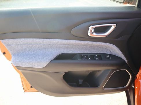 New 2026 Jeep Compass Latitude image 15