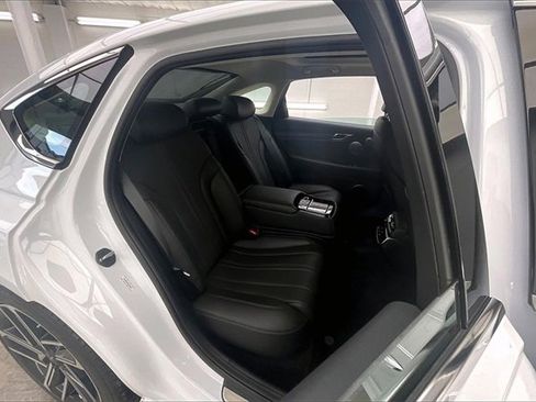 Used 2025 Genesis G80 2.5T Advanced image 19