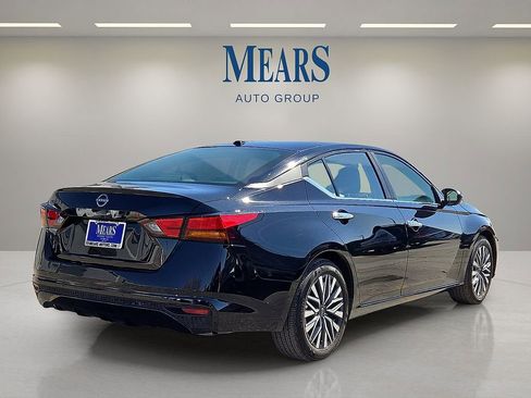 Used 2025 Nissan Altima 2.5 SV image 5