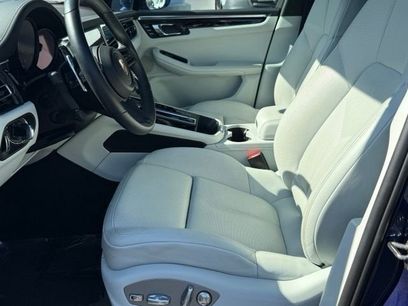 Used 2025 Porsche Macan