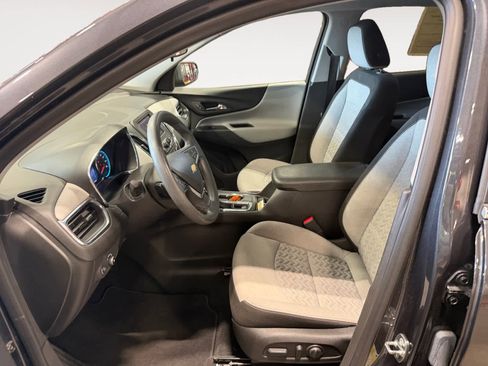 Used 2023 Chevrolet Equinox LT image 10