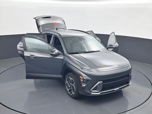 New 2026 Hyundai Kona SEL Premium image 29