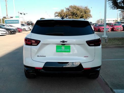 Used 2024 Chevrolet Blazer RS w/ Driver Confidence II Package image 9