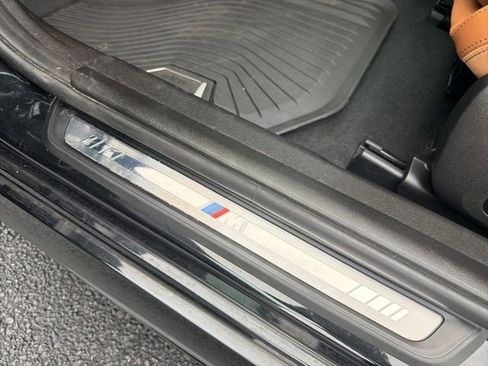 Used 2023 BMW 330i xDrive Sedan w/ M Sport Package image 13