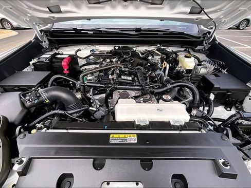 Used 2024 Toyota Tacoma SR image 10