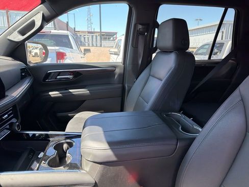 Used 2025 Chevrolet Tahoe LT image 25