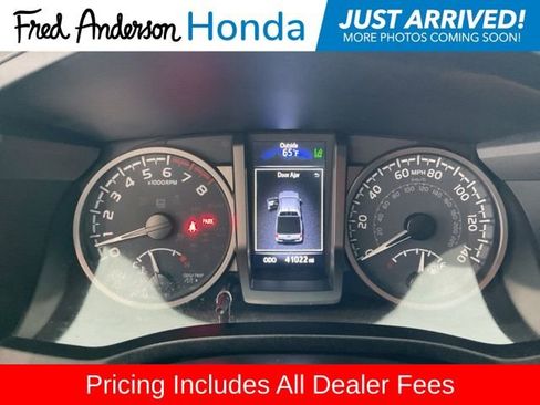 Used 2023 Toyota Tacoma TRD Sport w/ Advanced Technology Package AWD/4WD image 9