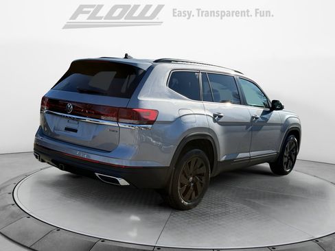 New 2026 Volkswagen Atlas SE image 7
