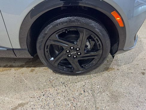 Used 2024 Chevrolet Equinox EV RS image 13