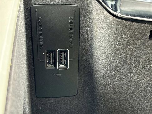 Used 2021 Volvo S90 T6 Inscription image 20