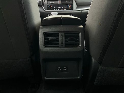 Used 2025 Nissan Rogue SV image 13