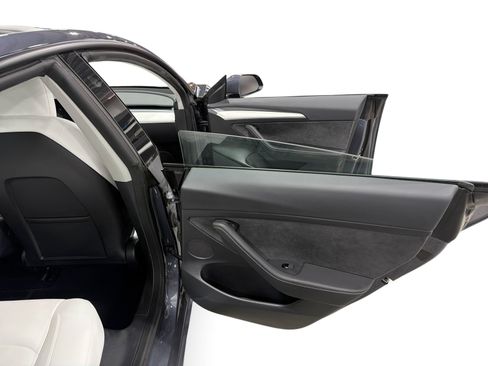 Certified 2023 Tesla Model 3 Long Range AWD/4WD image 12