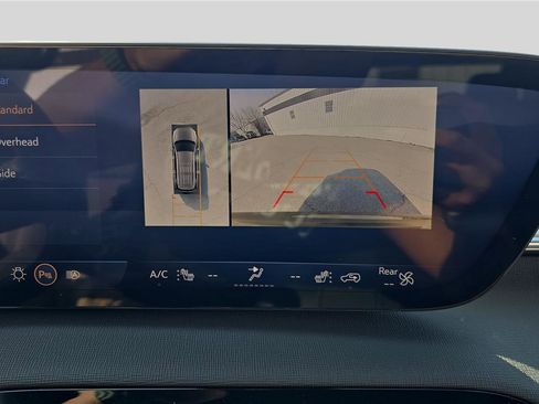 Used 2025 Buick Enclave Preferred image 22