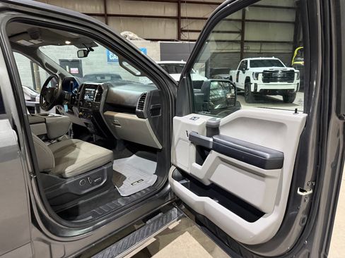 Used 2015 Ford F150 XLT w/ Equipment Group 302A Luxury RWD image 24