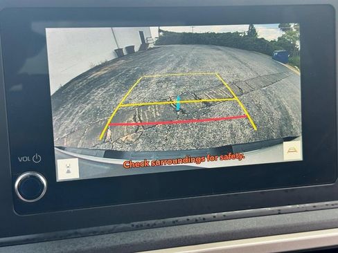 Used 2025 Toyota Tacoma SR RWD image 18