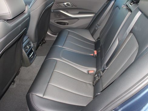 Used 2026 BMW 330i Sedan w/ M Sport Package RWD image 23