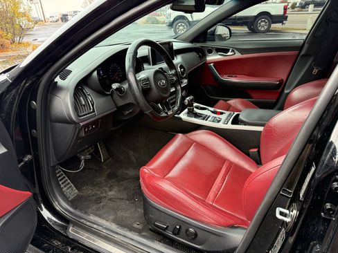 Used 2021 Kia Stinger GT image 7