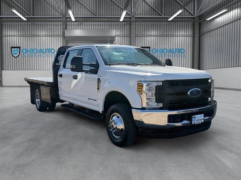Used 2019 Ford F350 XL w/ Power Equipment Group image 3