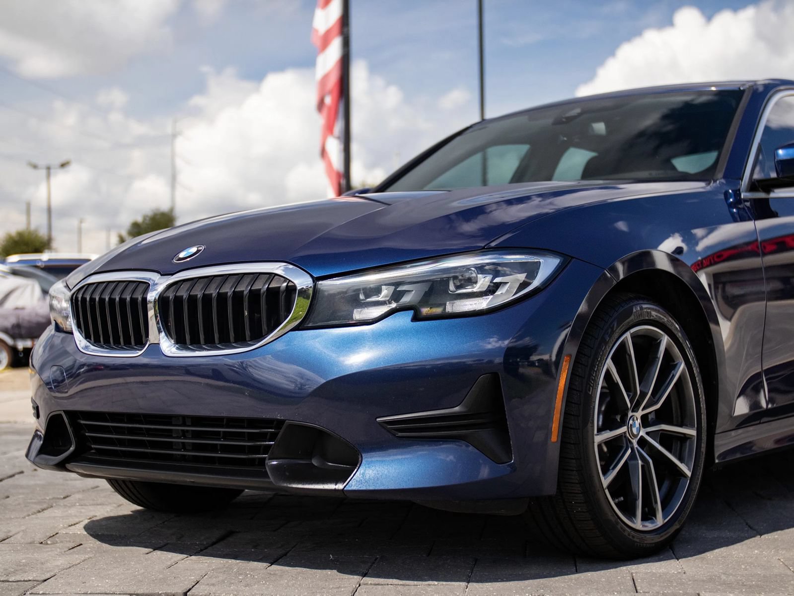 Used 2020 BMW 330i xDrive Sedan AWD/4WD image 5