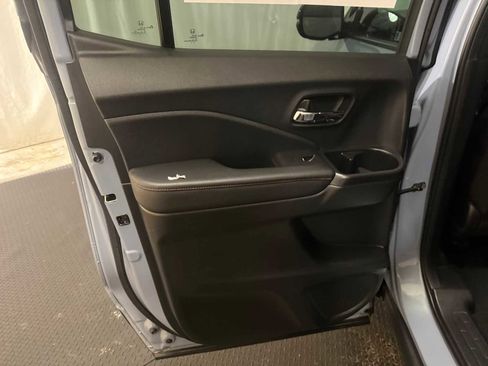 Used 2022 Honda Ridgeline Black Edition image 25